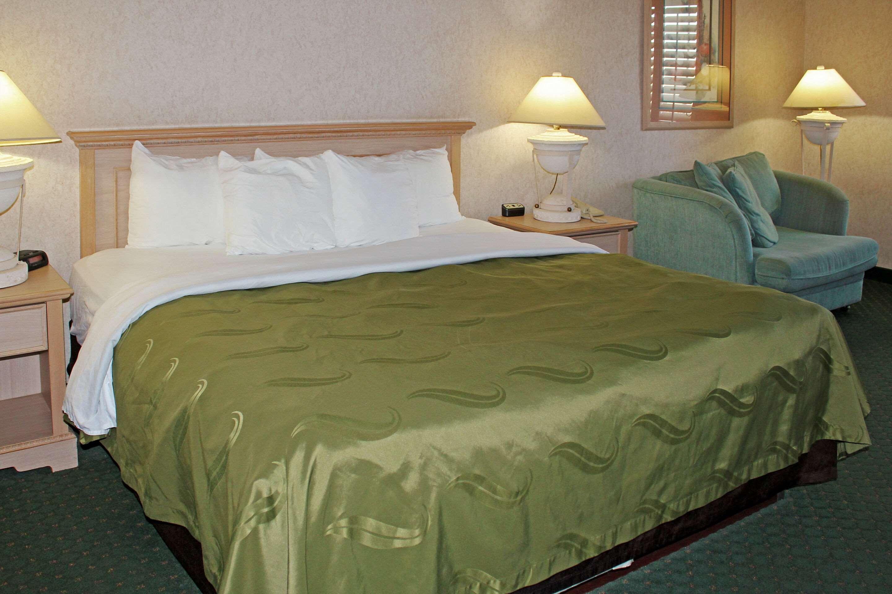 Baymont By Wyndham Safford Hotel Exterior photo